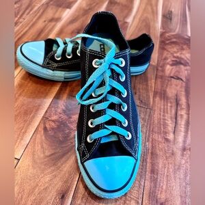 Converse Chuck Taylor All Star Colored Bottom Black Blue Radiance Women size 8